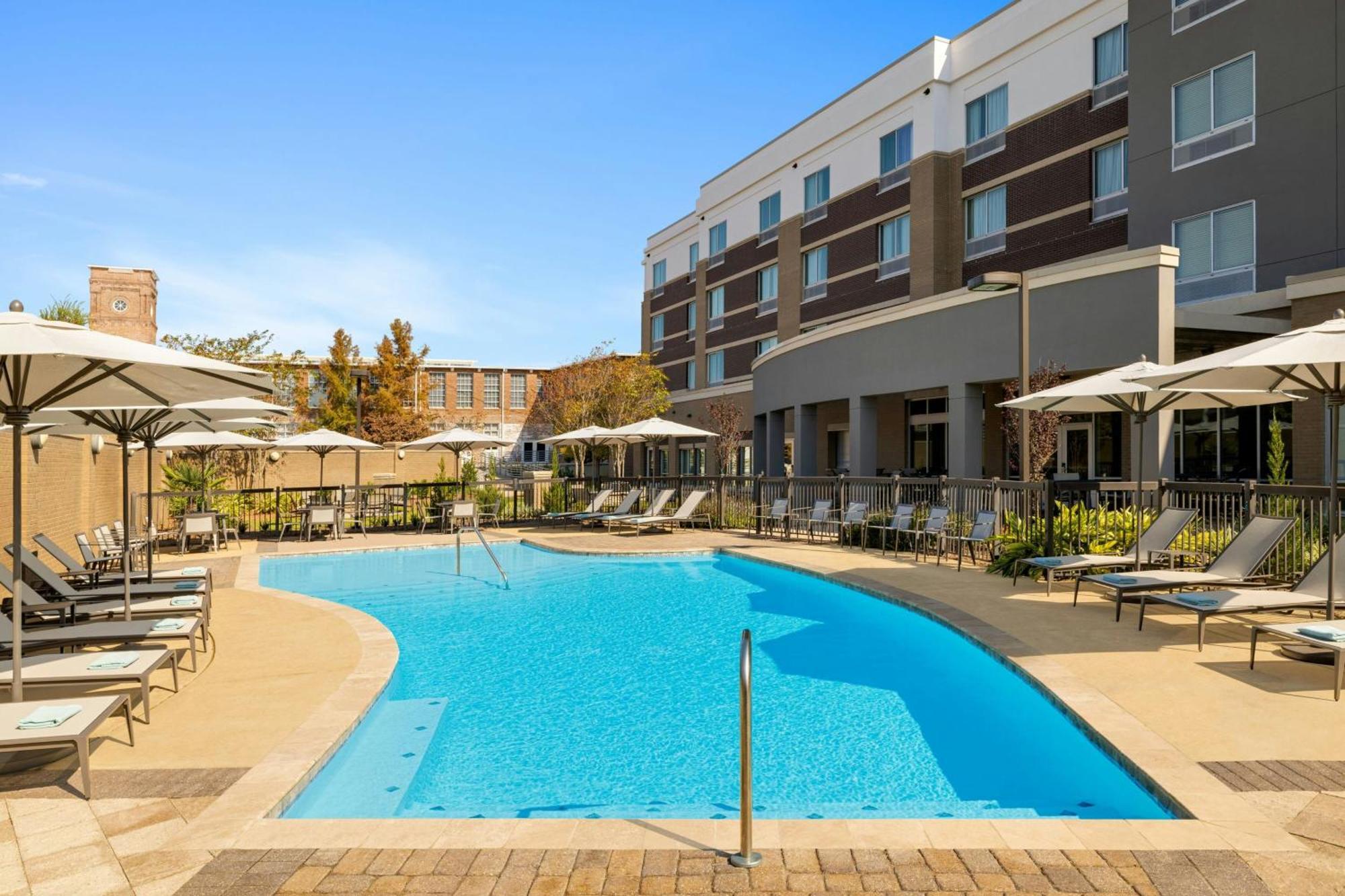 Courtyard By Marriott Starkville Msu At The Mill Conference Center Zewnętrze zdjęcie